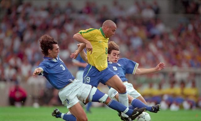 瞬间和激烈 瞬间和激烈