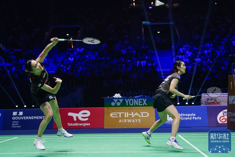 德甲赛场的 德甲赛场的