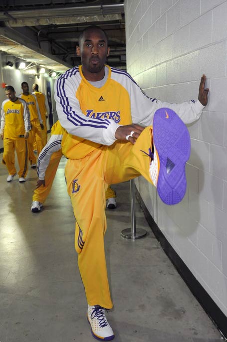 突破巴林防 突破巴林防