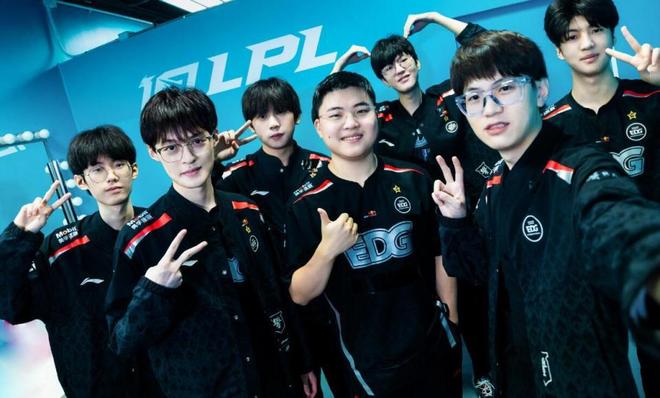 中期偶有小 中期偶有小